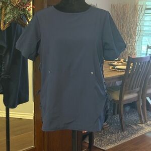 🛍️Butter Soft Easy Stretch Women's Navy Blue Short Sleeve Scrub Top